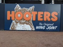 Hooters Banner